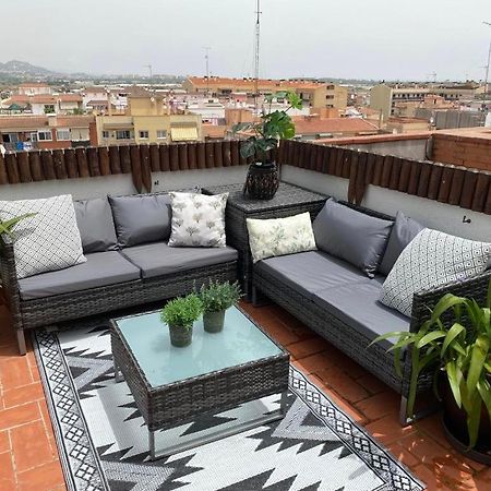 Apartamento Con Terraza Y Piscina En มัลกรัตเดมาร์ ภายนอก รูปภาพ