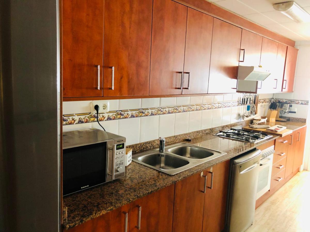 Apartamento Con Terraza Y Piscina En มัลกรัตเดมาร์ ภายนอก รูปภาพ