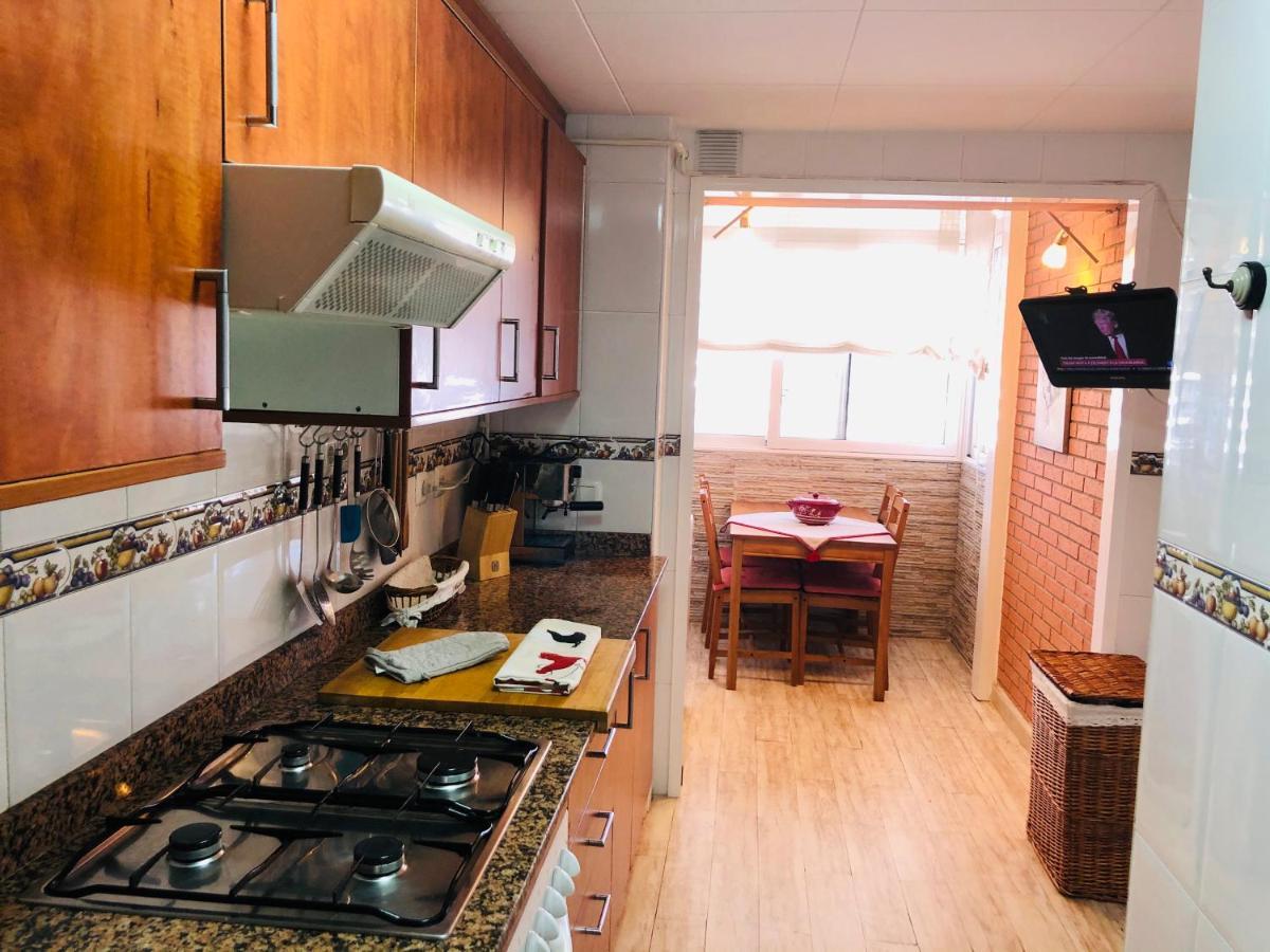 Apartamento Con Terraza Y Piscina En มัลกรัตเดมาร์ ภายนอก รูปภาพ